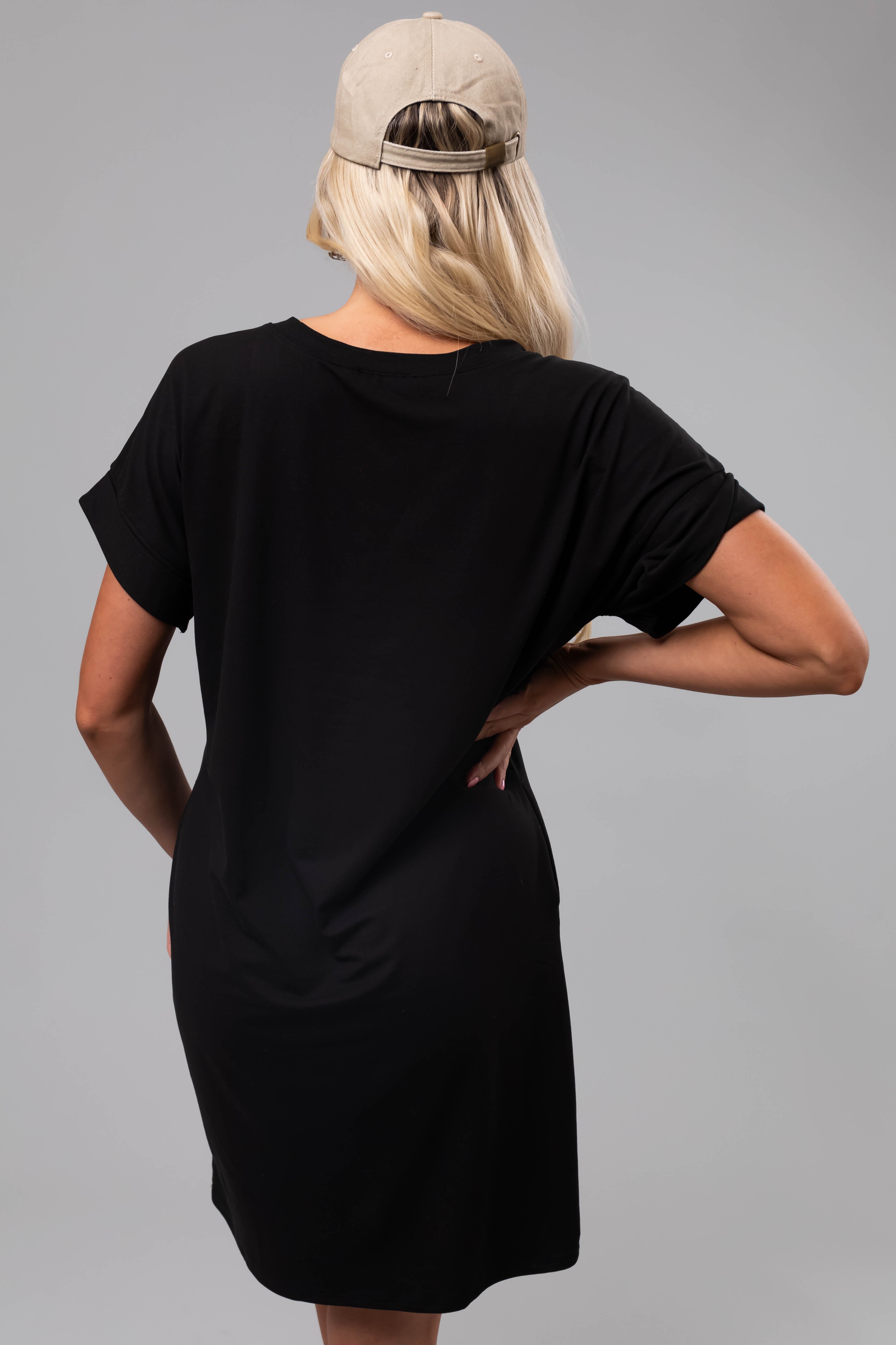 Women's Black V-Neck Short-Sleeve Mini Dress