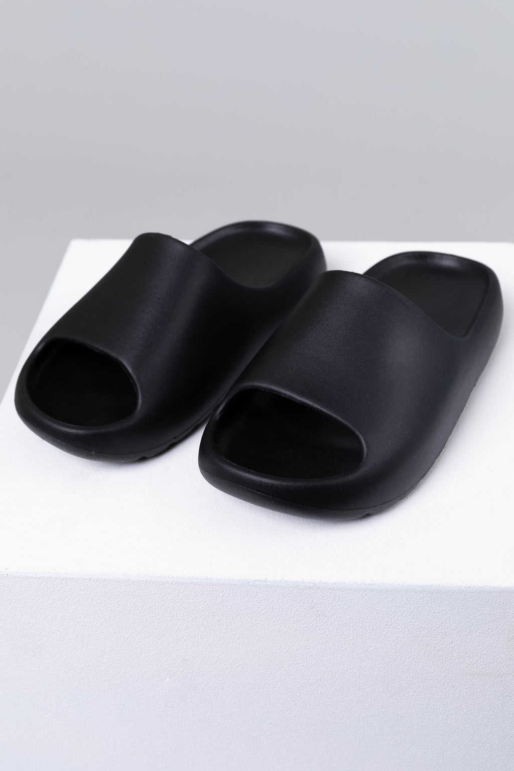 Women's Black Foam Slide Sandals